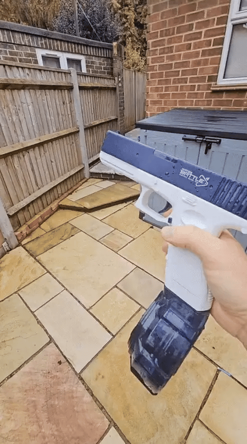 ๐ฆ๐Glock Electric Water Gun ๐ | Rechargeable Automatic Water Blaster for Kids & Adults in UAE